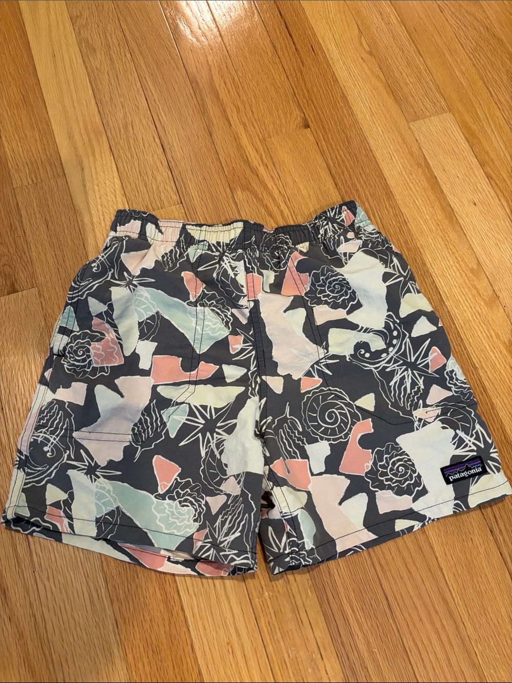 Patagonia kids Baggies lined 5” shorts